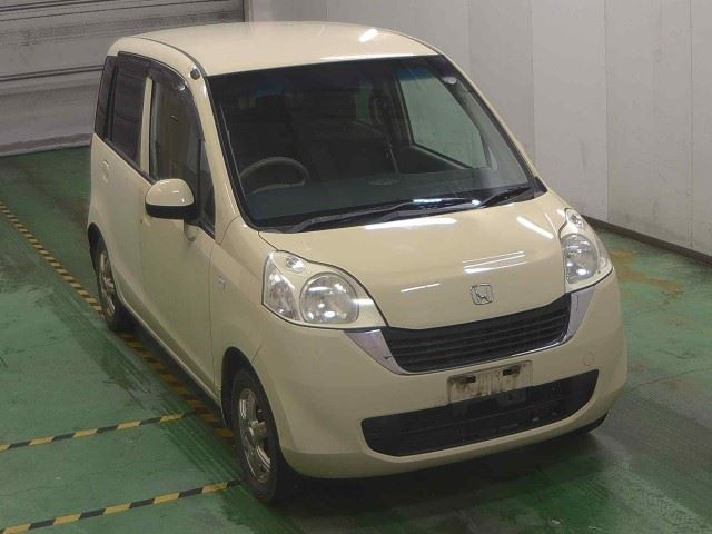 HONDA LIFE 2010