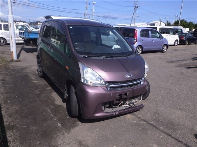 DAIHATSU MOVE 2011