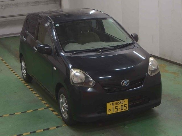 DAIHATSU MIRA E S 2013