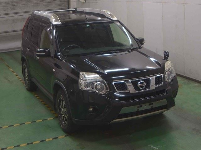 NISSAN X-TRAIL 2012