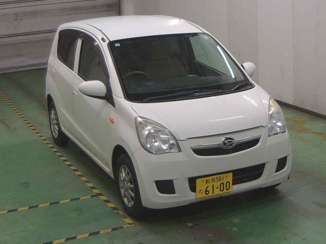 DAIHATSU MIRA 2011