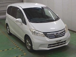 HONDA FREED 2013