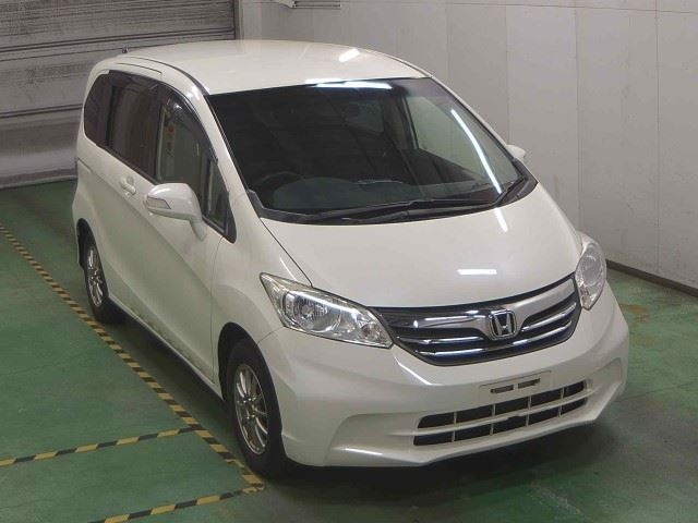 HONDA FREED 2012