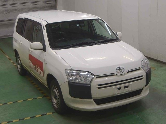 TOYOTA SUCCEED 2017