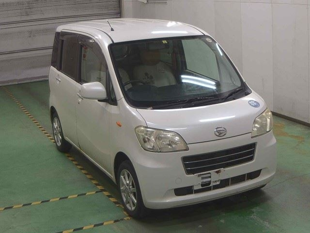 DAIHATSU TANTO EXE 2010
