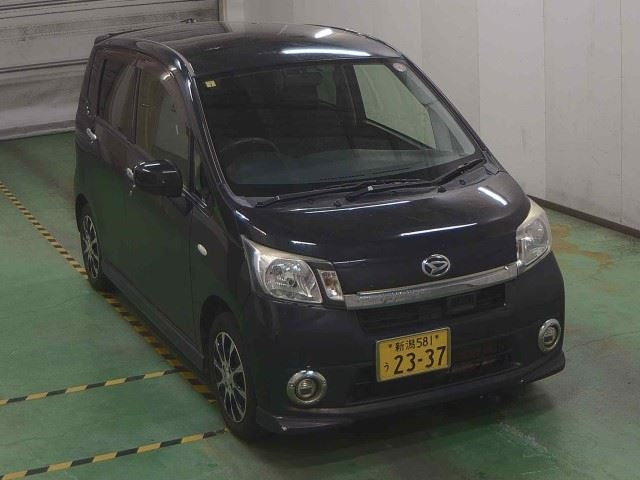 DAIHATSU MOVE 2014