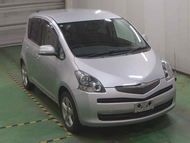 TOYOTA RACTIS 2009