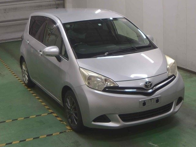 TOYOTA RACTIS 2012