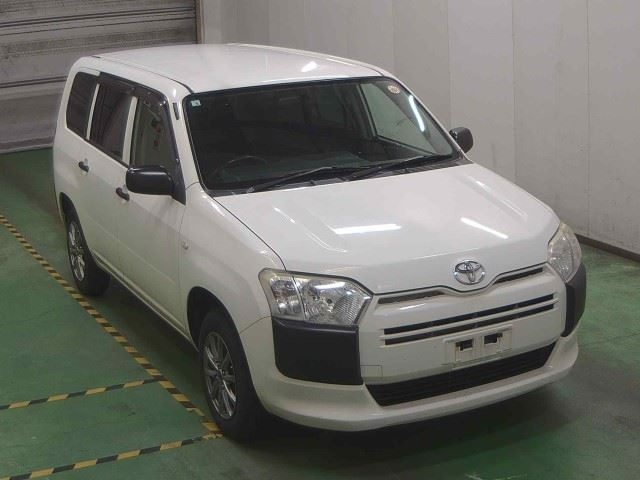 TOYOTA PROBOX 2016