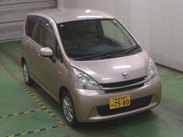 DAIHATSU MOVE 2012