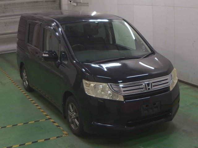 HONDA STEP WAGON 2010