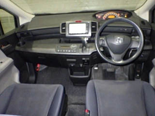 HONDA FREED 2008