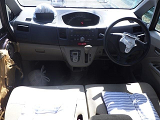 DAIHATSU MOVE 2011