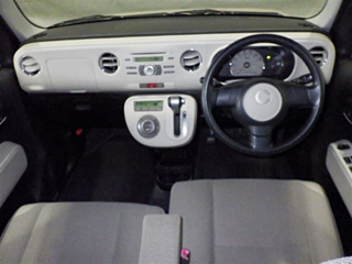 DAIHATSU MIRA 2010