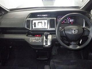 HONDA STEP WAGON 2010