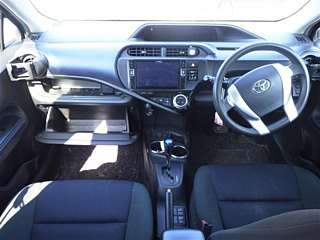 TOYOTA AQUA 2016