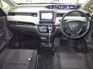 HONDA FREED 2018