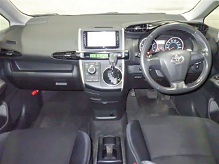 TOYOTA WISH 2009
