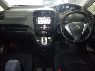 NISSAN SERENA 2011
