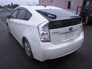 TOYOTA PRIUS 2010