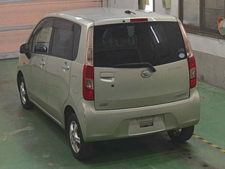 DAIHATSU MOVE 2010