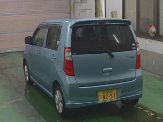 SUZUKI WAGON R 2013