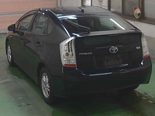 TOYOTA PRIUS 2010