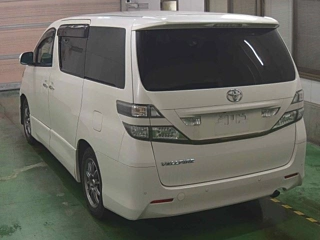 TOYOTA VELLFIRE 2009