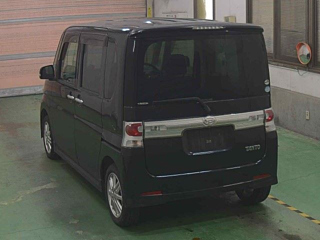 DAIHATSU TANTO 2010
