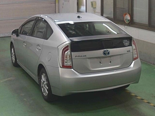 TOYOTA PRIUS 2012