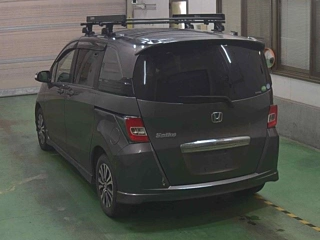 HONDA FREED 2015