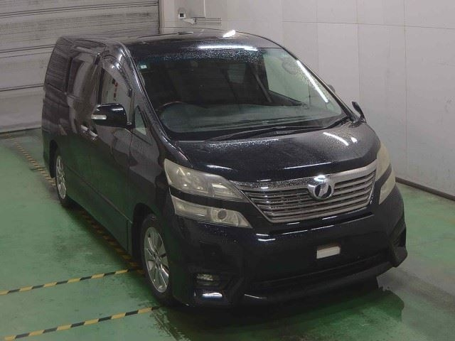 TOYOTA VELLFIRE 2010