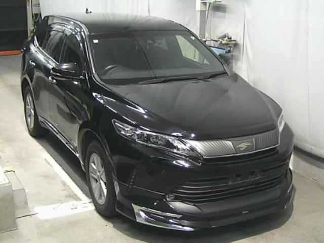 TOYOTA HARRIER 2018