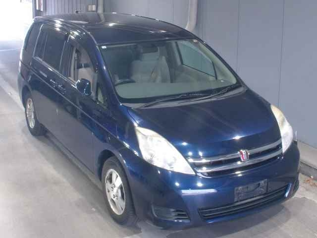 TOYOTA ISIS 2010