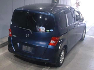 HONDA FREED 2009
