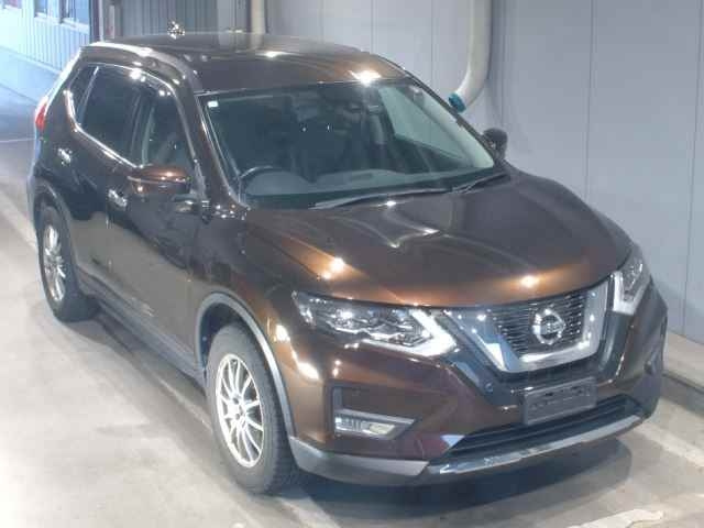 NISSAN X-TRAIL 2018
