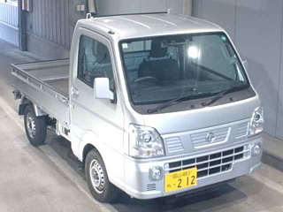 NISSAN CLIPPER TRUCK 2024