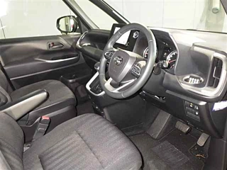TOYOTA VOXY 2023