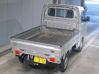 NISSAN CLIPPER TRUCK 2024