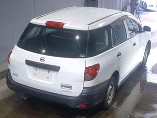 NISSAN AD 2011