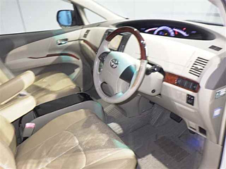 TOYOTA ESTIMA 2010