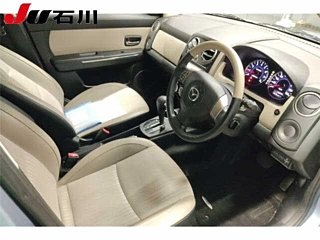 MAZDA VERISA 2012