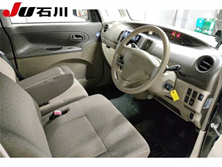 DAIHATSU TANTO 2012