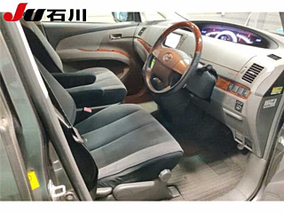 TOYOTA ESTIMA 2010