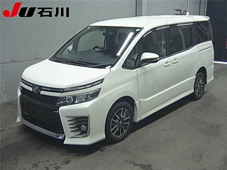 TOYOTA VOXY 2014