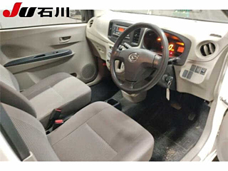 DAIHATSU MIRA E S 2013