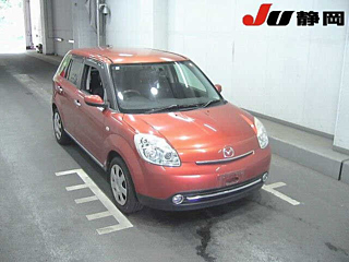 MAZDA VERISA 2010