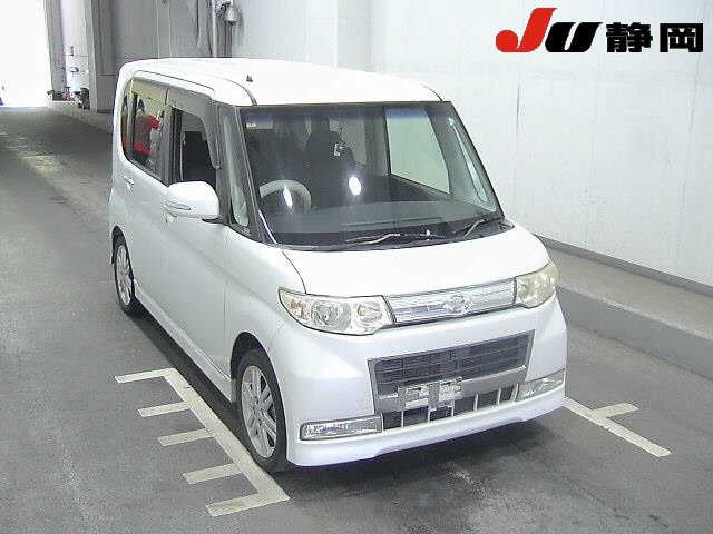 DAIHATSU TANTO 2010