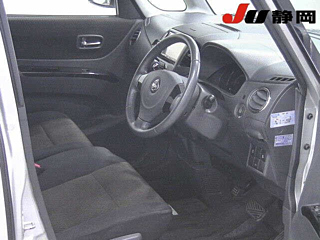 NISSAN ROOX 2010