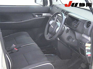 DAIHATSU MOVE CONTE 2010